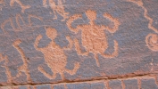 PICTURES/V-Bar-V Heritage Site/t_Petroglyphs15.JPG